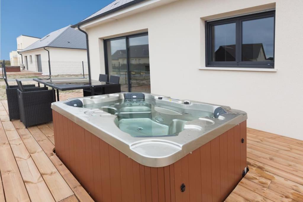 Villa En Bord De Mer Spa / Sauna Bretteville-sur-Ay Eksteriør billede